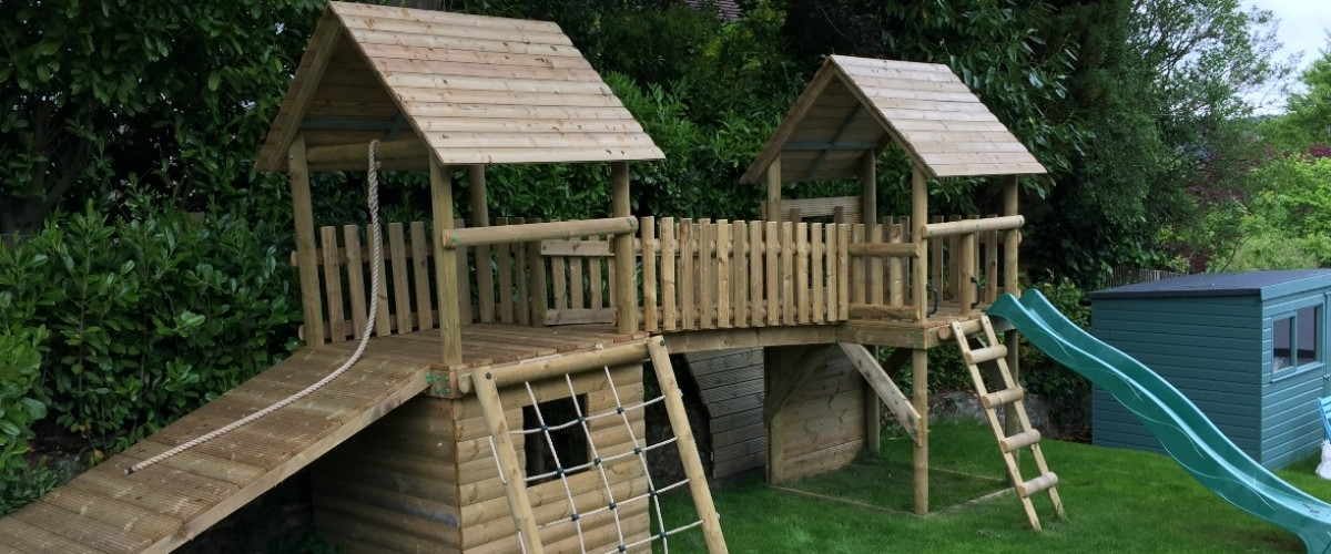 Double-Wooden-Tower-in-Rounds