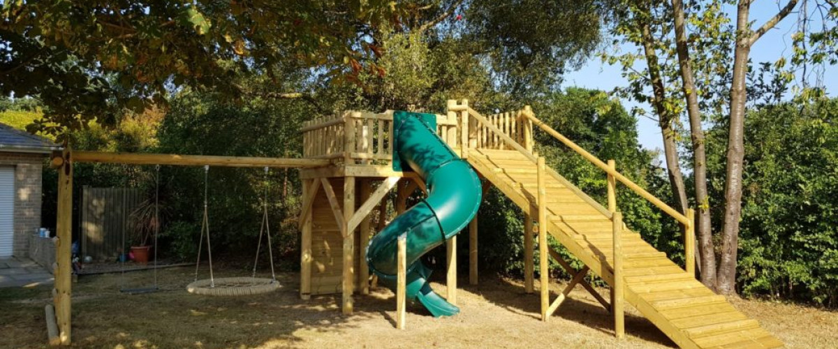 zip wire tree house platform