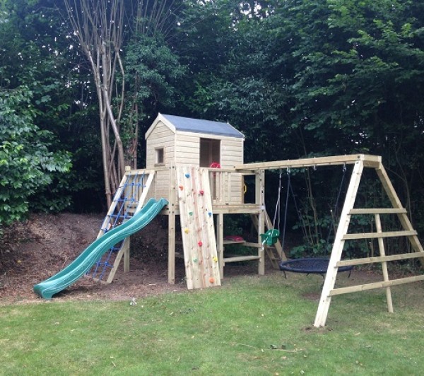 How to Build a Proper Wooden Climbing Frame
